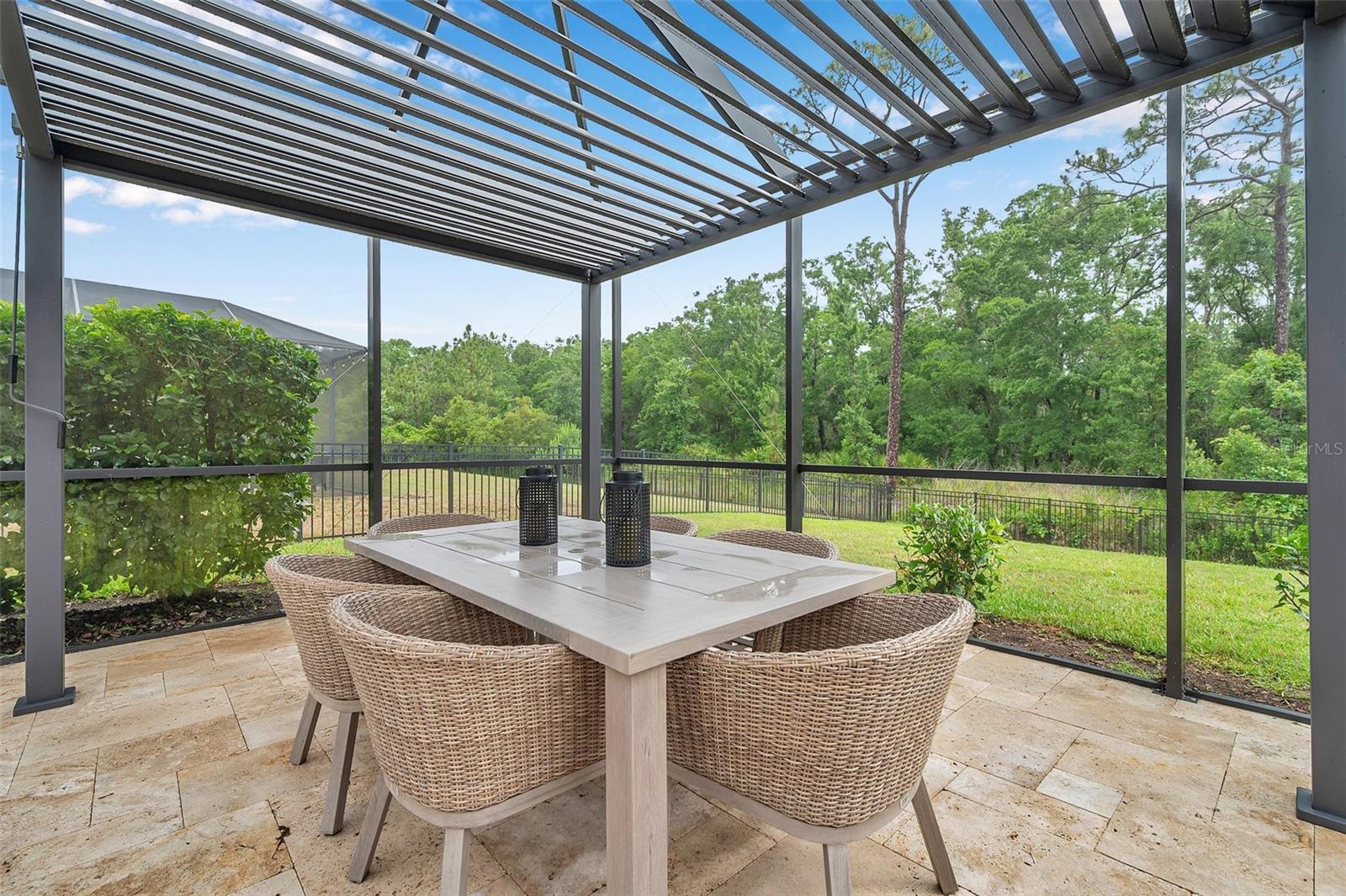 Listing photo id 55 for 3326 Barbour Trail