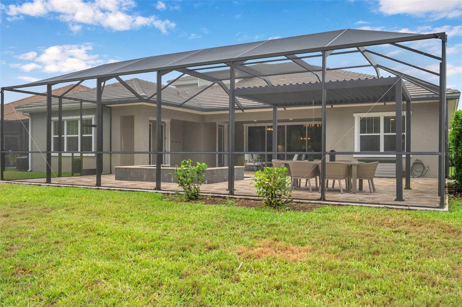 Listing photo id 57 for 3326 Barbour Trail