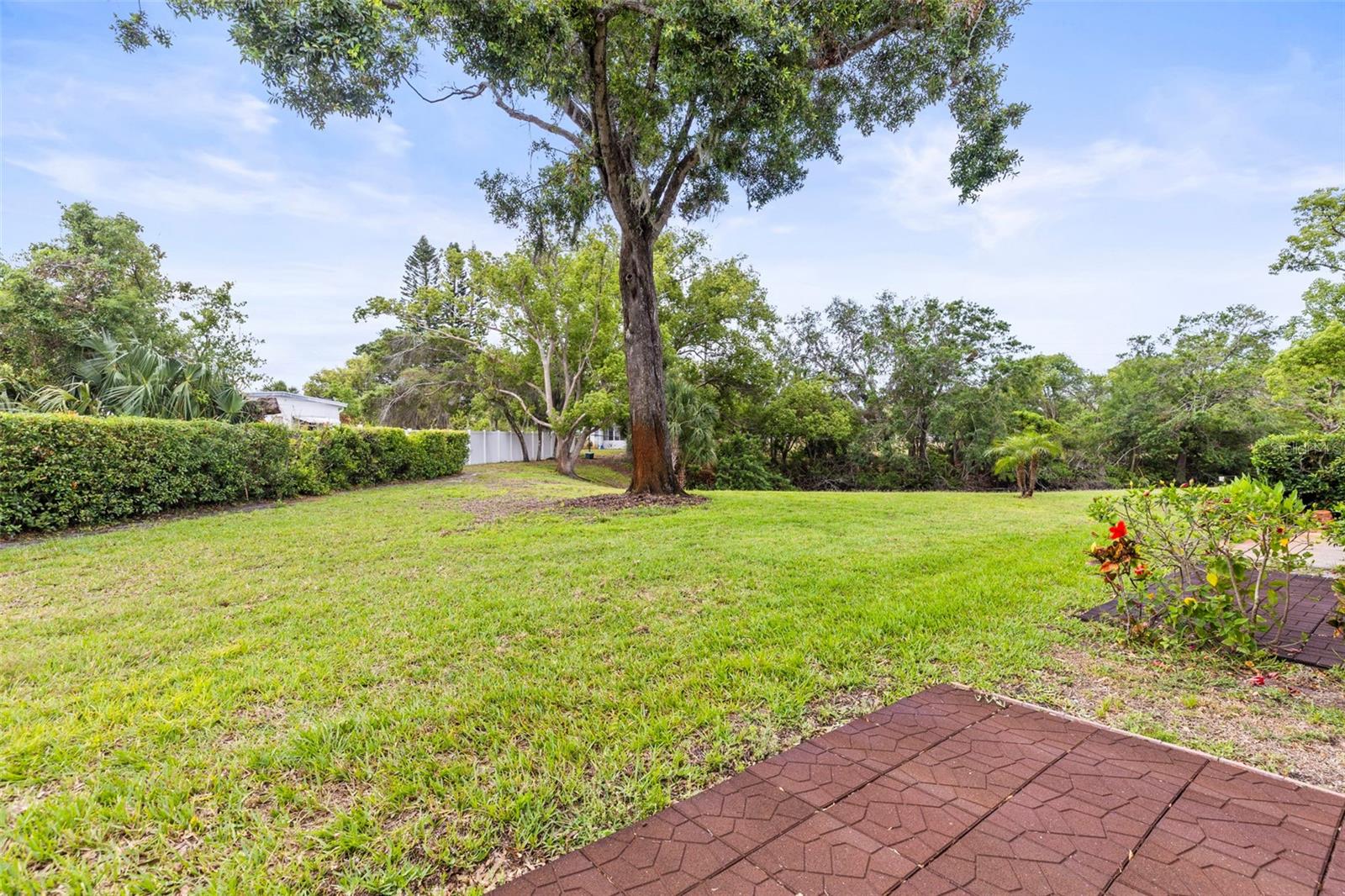 Image 14 of 29 For 4305 Summersun Drive