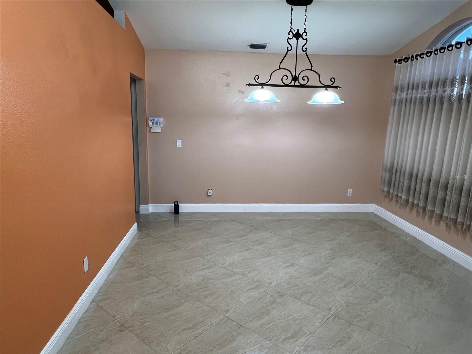 Image 3 of 33 For 18104 Sweet Jasmine Drive
