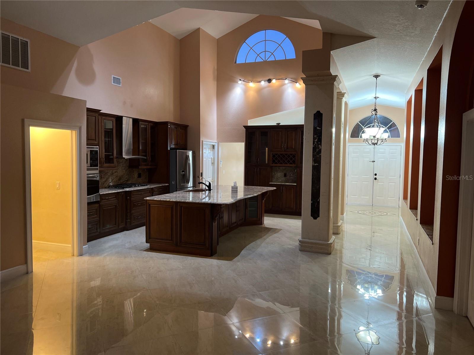 Image 4 of 33 For 18104 Sweet Jasmine Drive