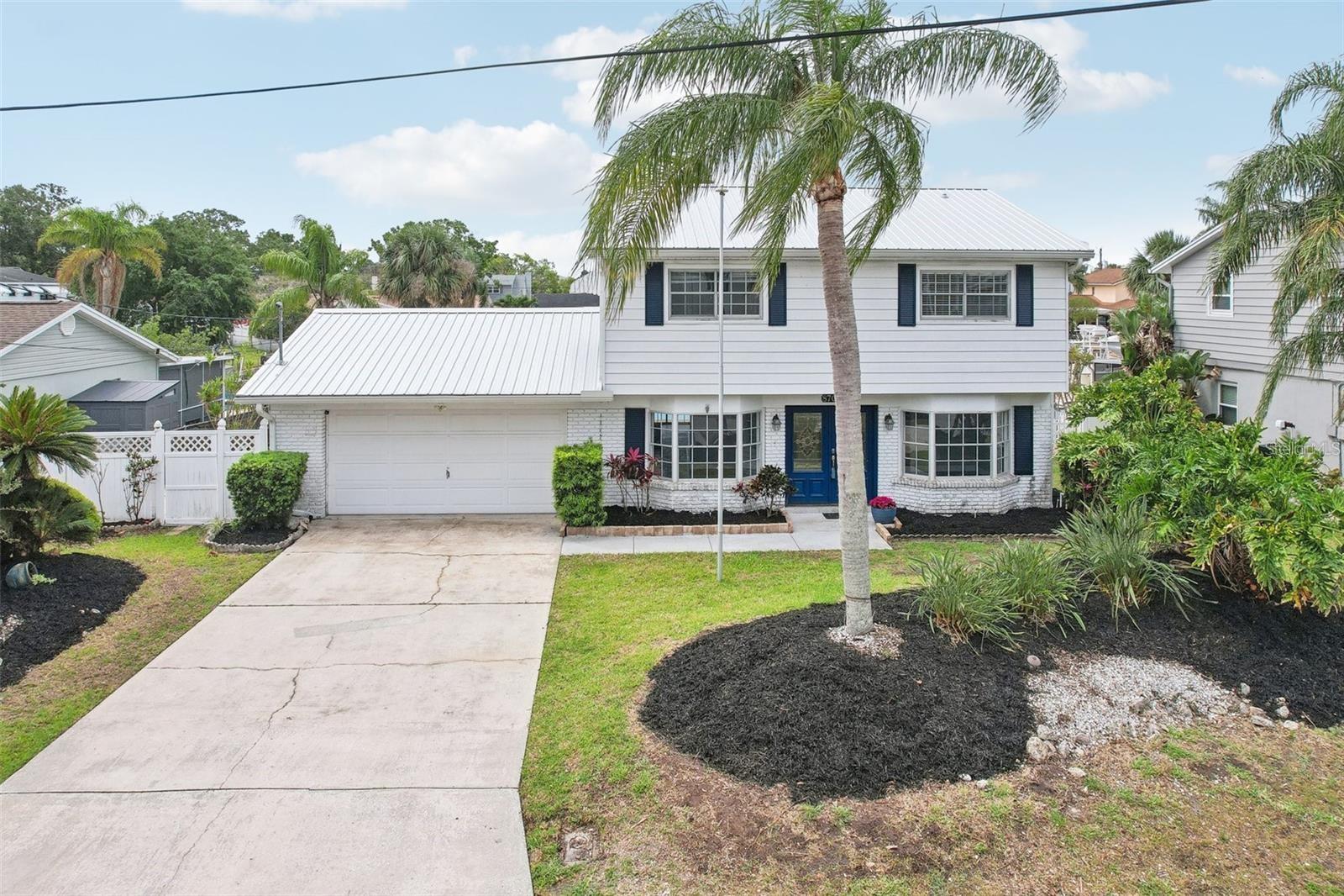 Details for 8706 Elmwood Lane, TAMPA, FL 33615