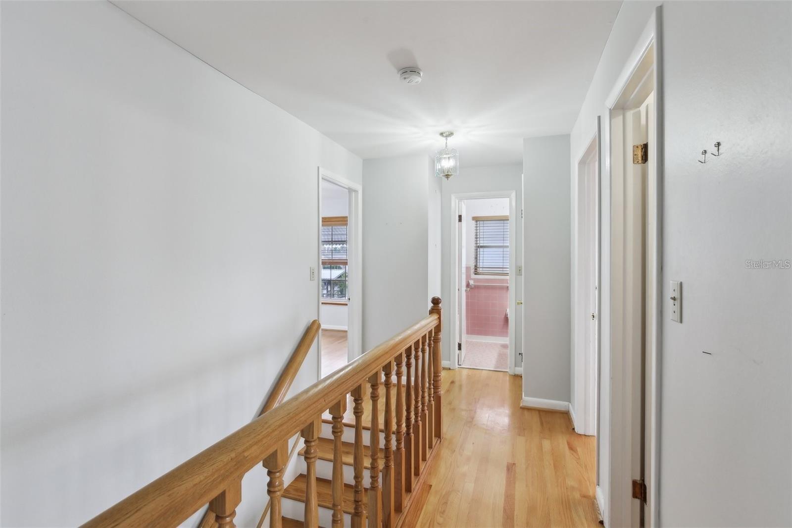 Listing photo id 20 for 8706 Elmwood Lane