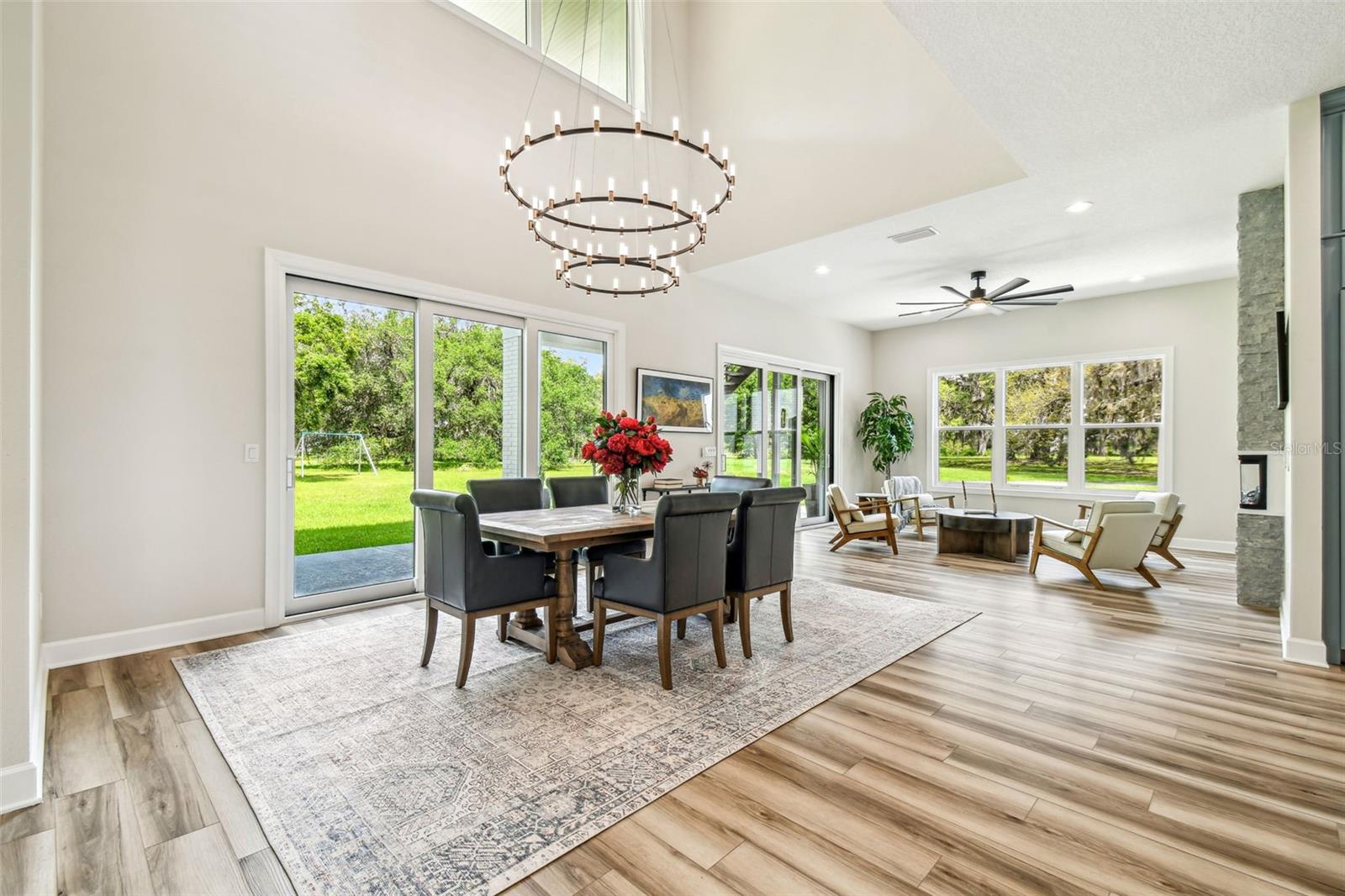 Image 18 of 73 For 13711 Lussier Lane