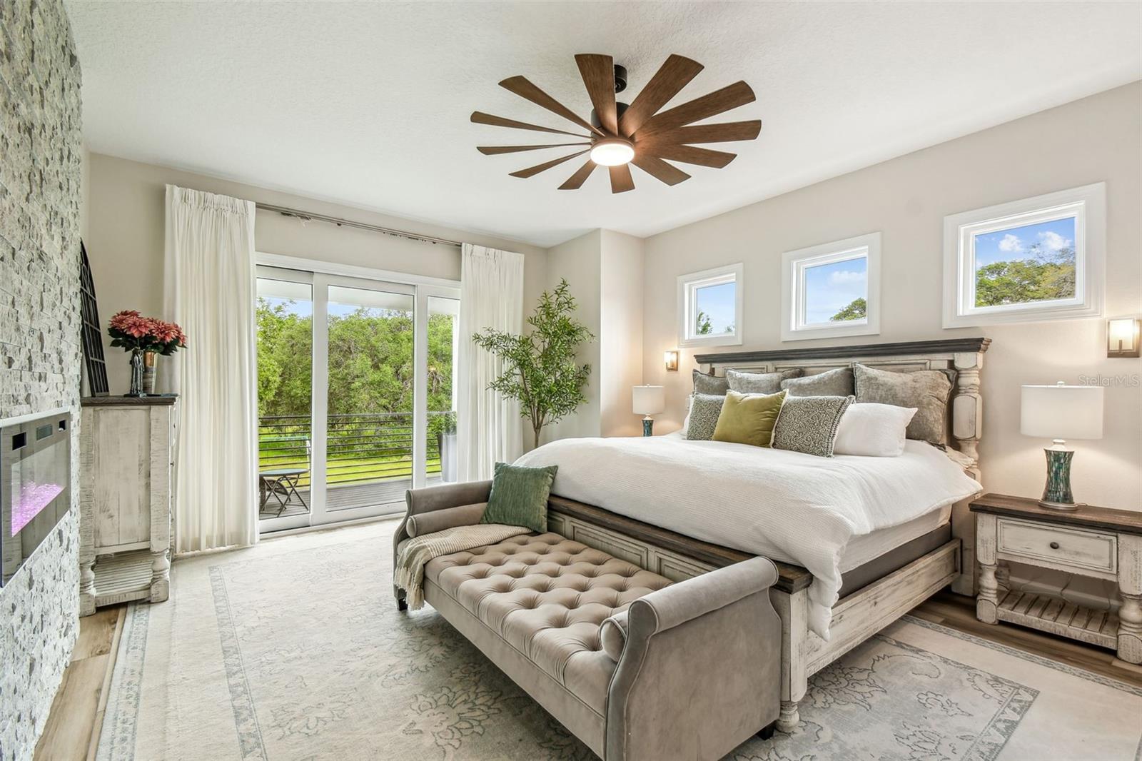 Image 36 of 73 For 13711 Lussier Lane