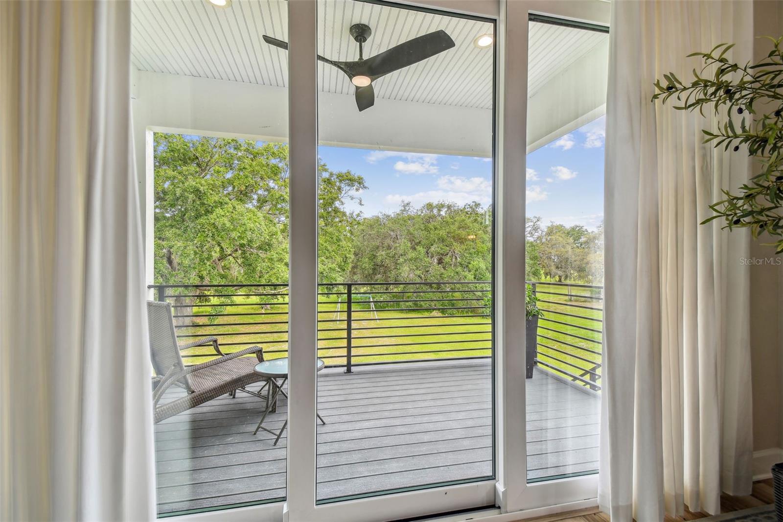 Image 38 of 73 For 13711 Lussier Lane