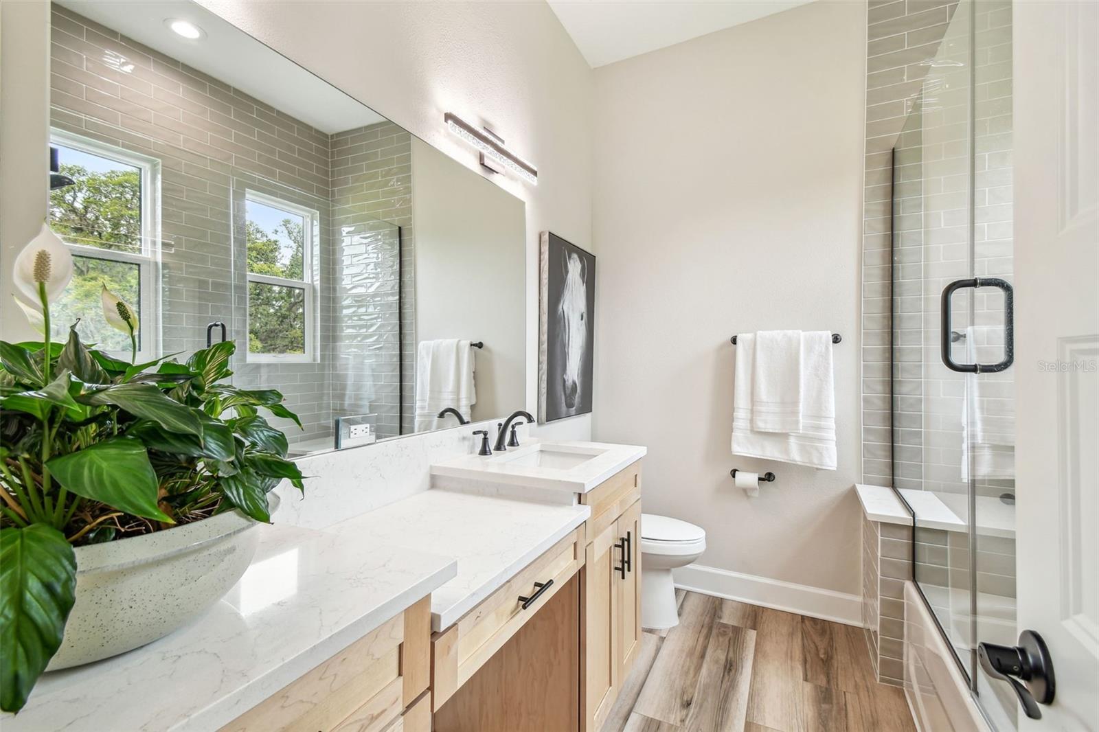 Image 45 of 73 For 13711 Lussier Lane