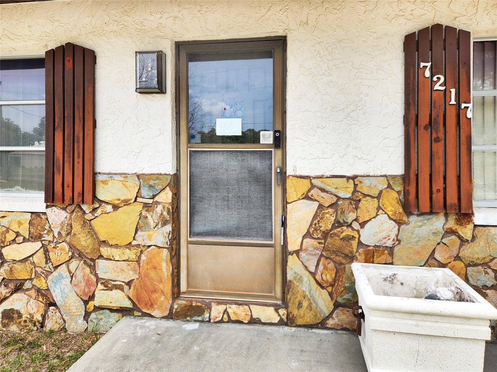 Image 10 of 57 For 7217 Straight Avenue