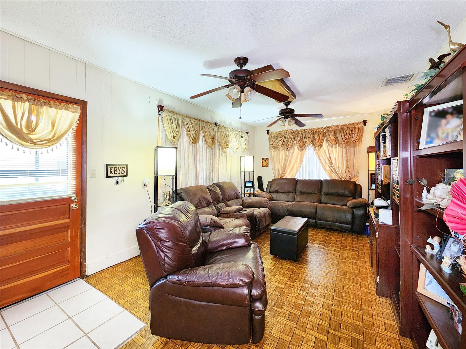Image 11 of 57 For 7217 Straight Avenue