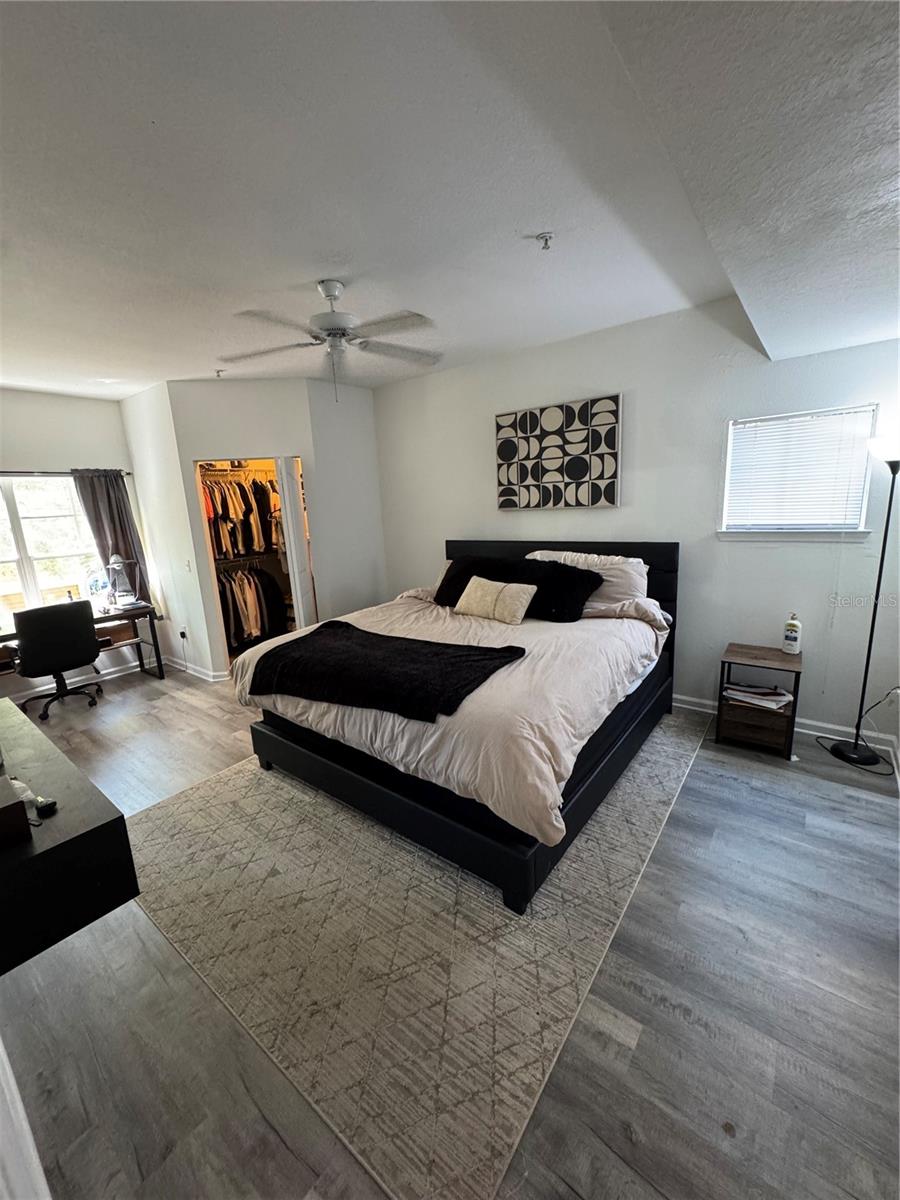 Listing photo id 12 for 4207 Dale Mabry Highway 6213