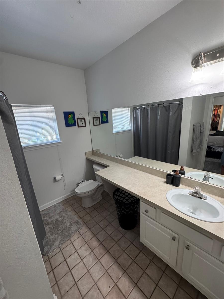 Listing photo id 14 for 4207 Dale Mabry Highway 6213