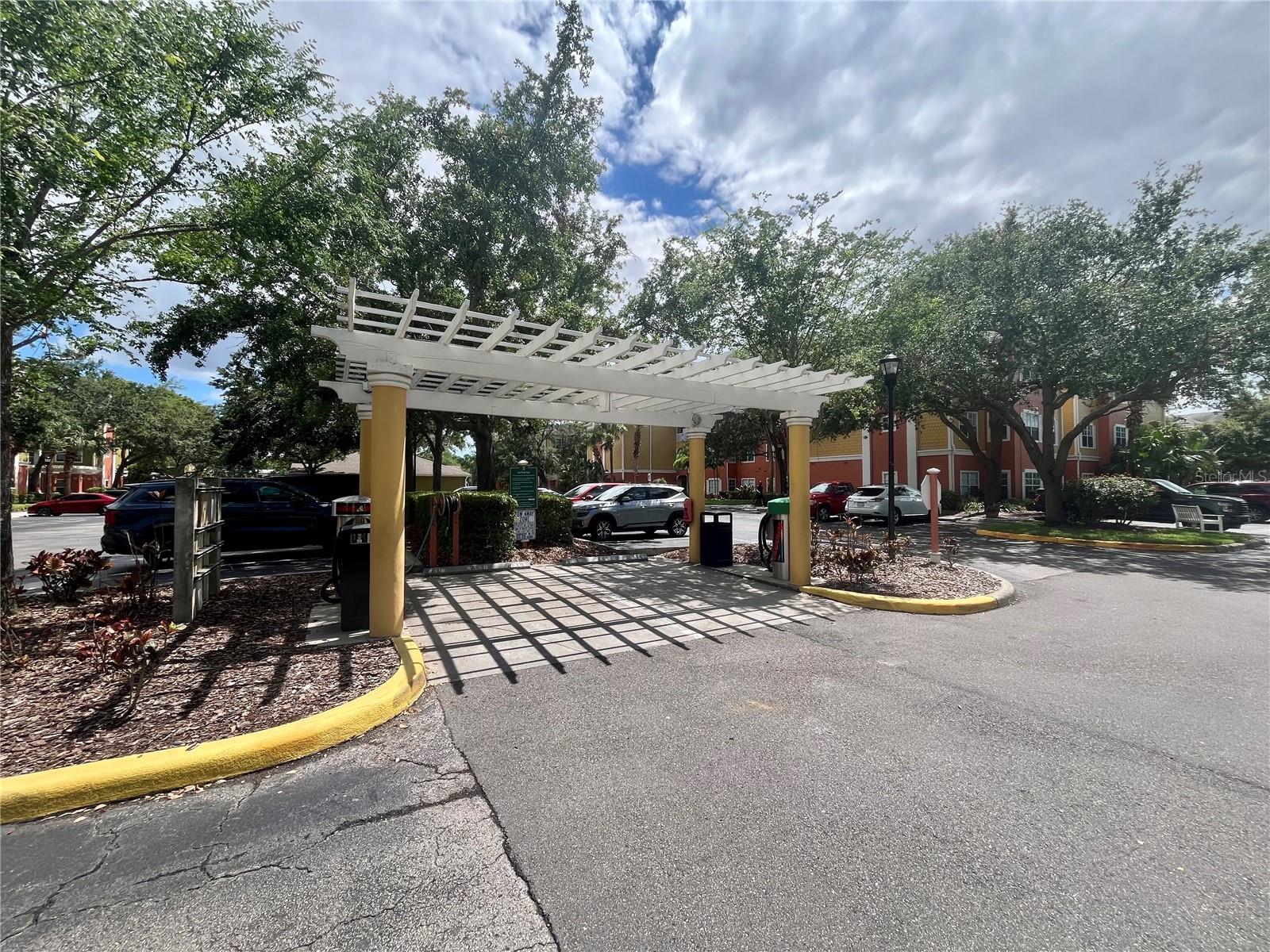 Listing photo id 21 for 4207 Dale Mabry Highway 6213