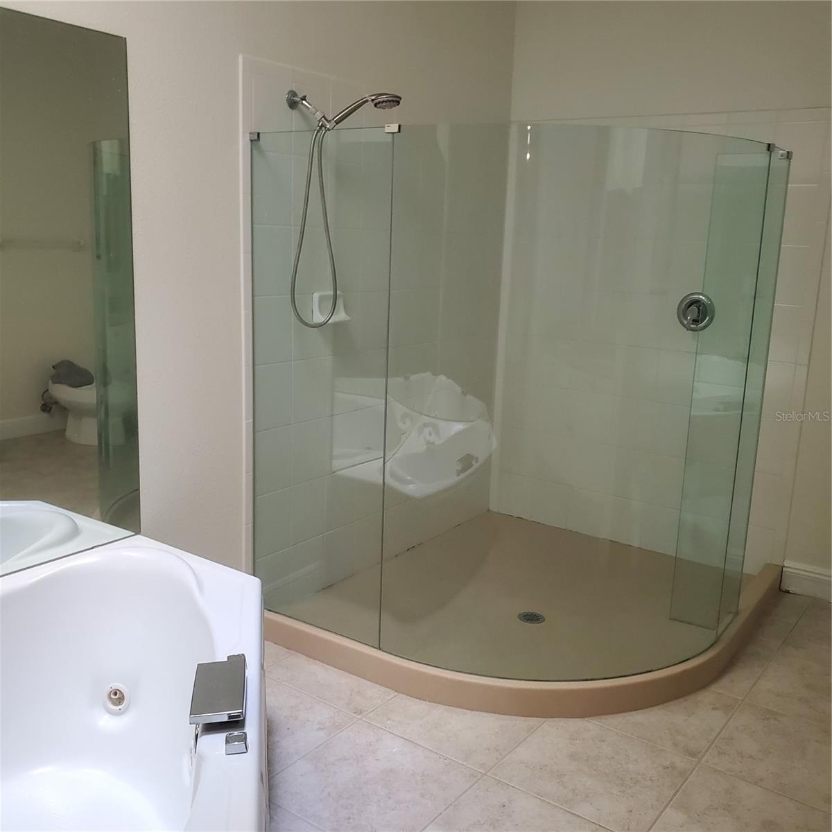 Listing photo id 11 for 6806 Sombras Way