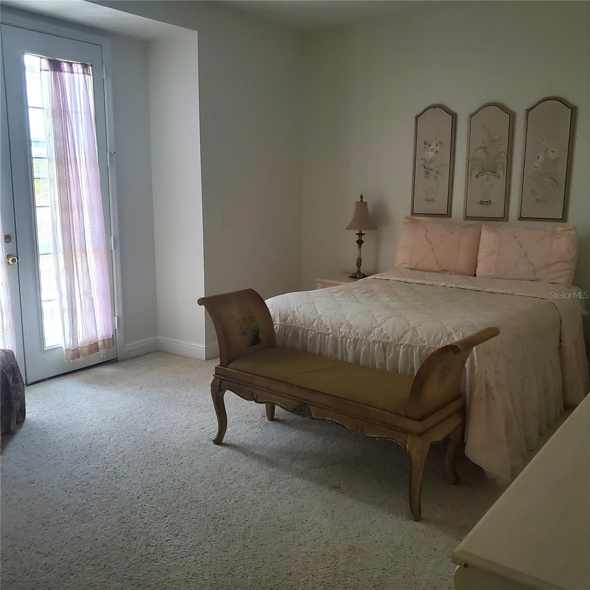 Listing photo id 14 for 6806 Sombras Way