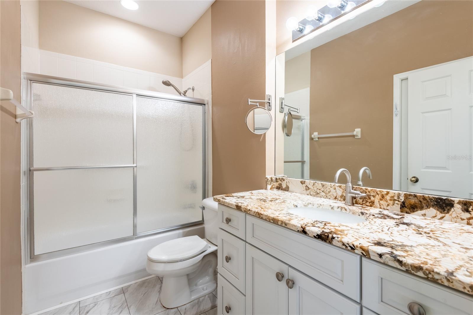 Image 27 of 45 For 19025 Callaway Court