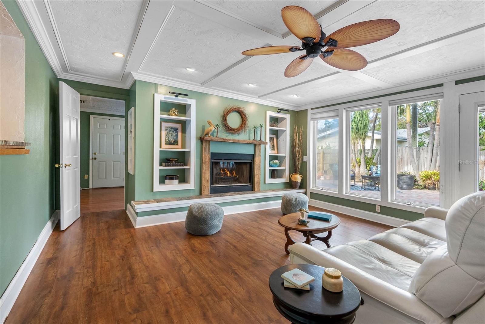 Listing photo id 33 for 5166 39th Street S