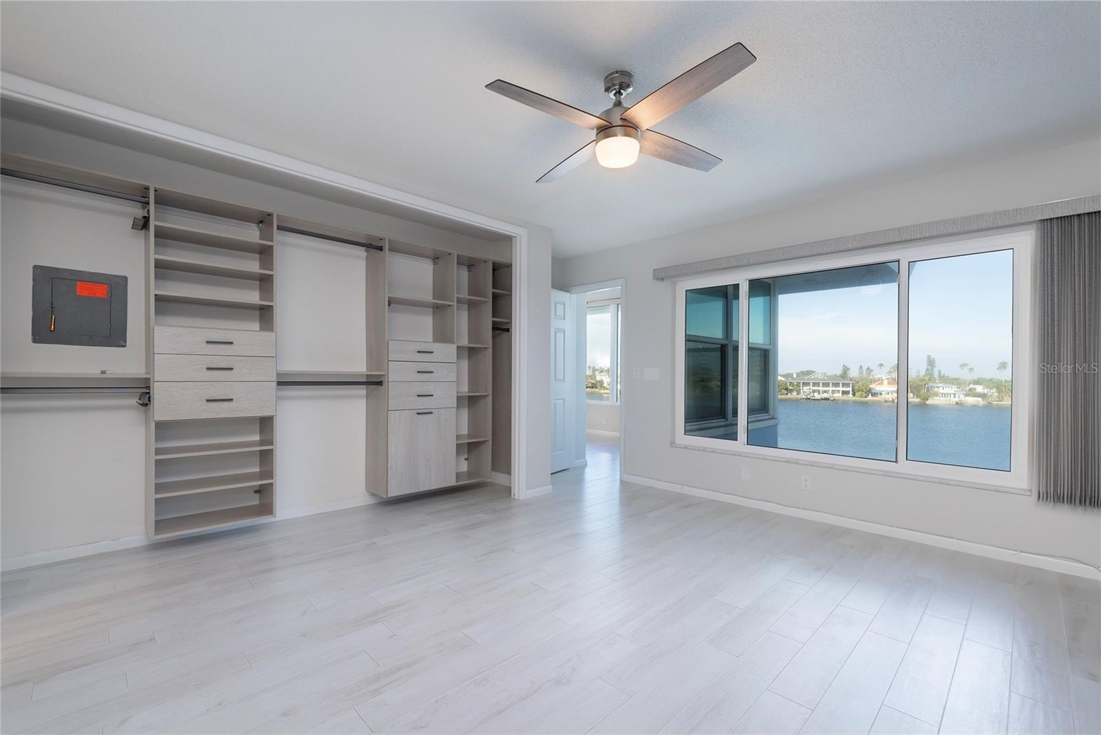 Image 12 of 20 For 770 Island Way N304