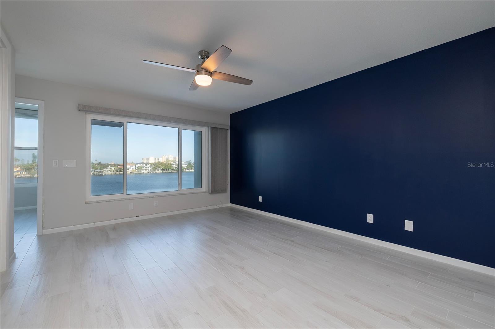 Image 13 of 20 For 770 Island Way N304