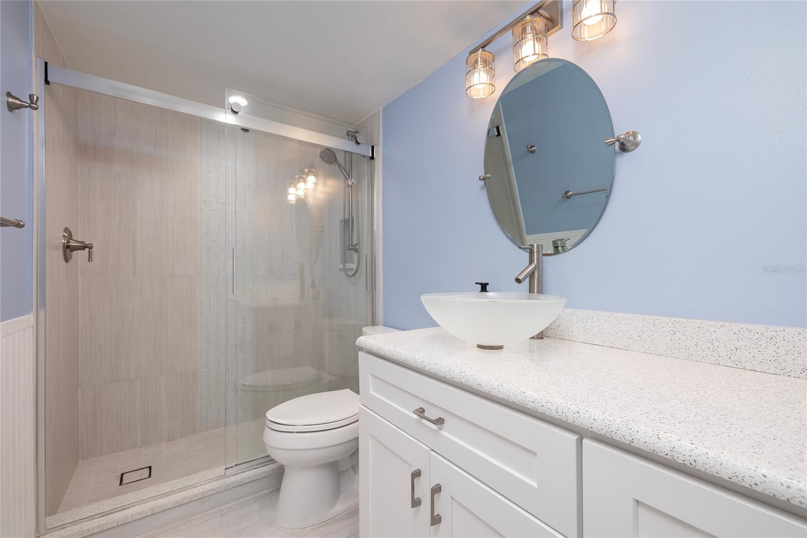 Image 14 of 20 For 770 Island Way N304