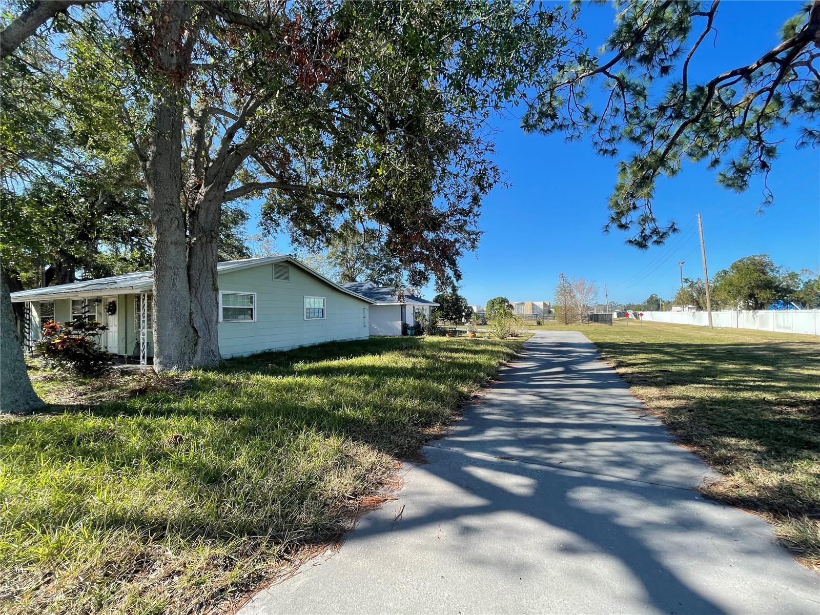 Image 5 of 31 For 701 54th Street S