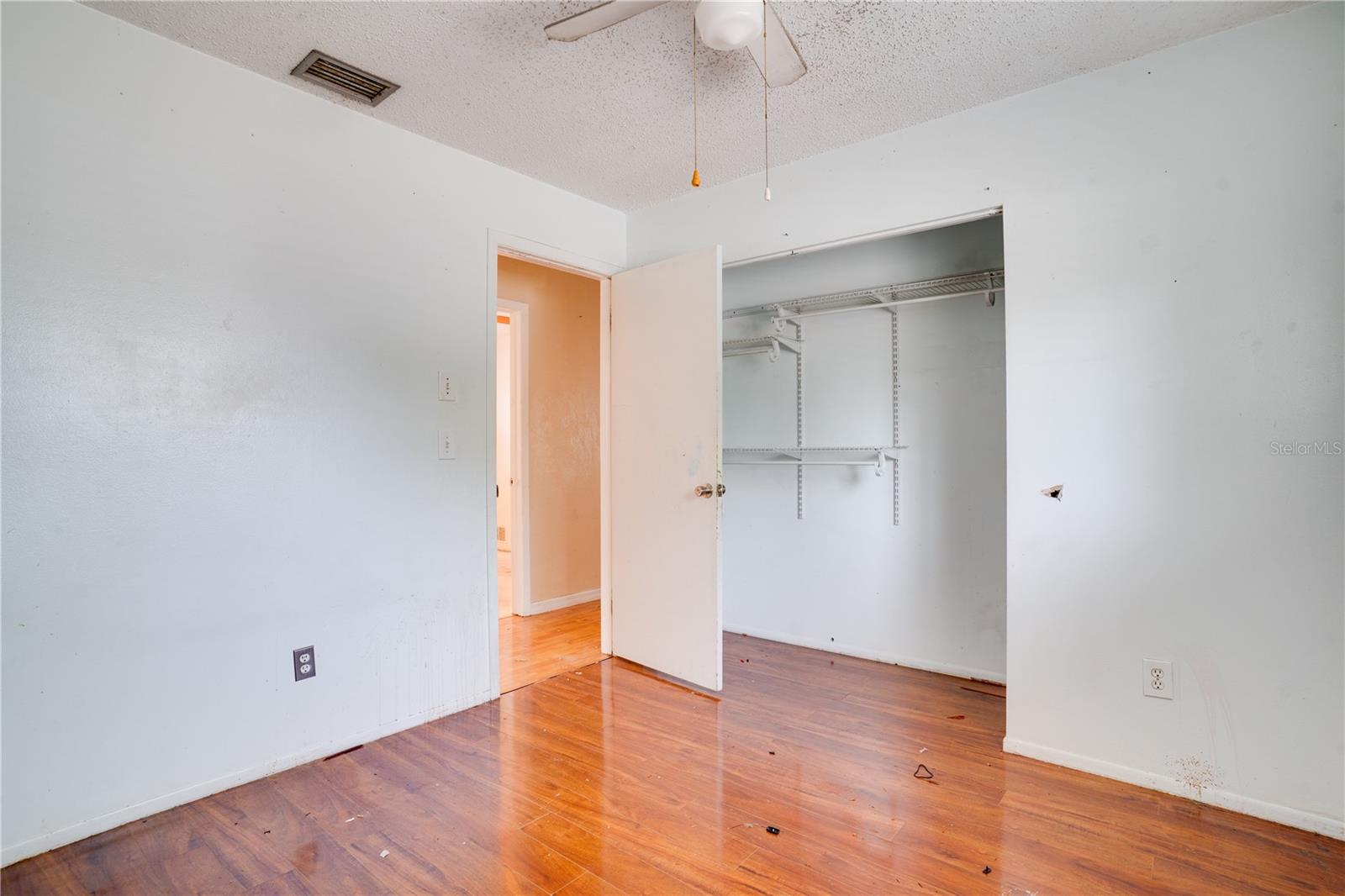 Image 20 of 35 For 8277 82nd Avenue N