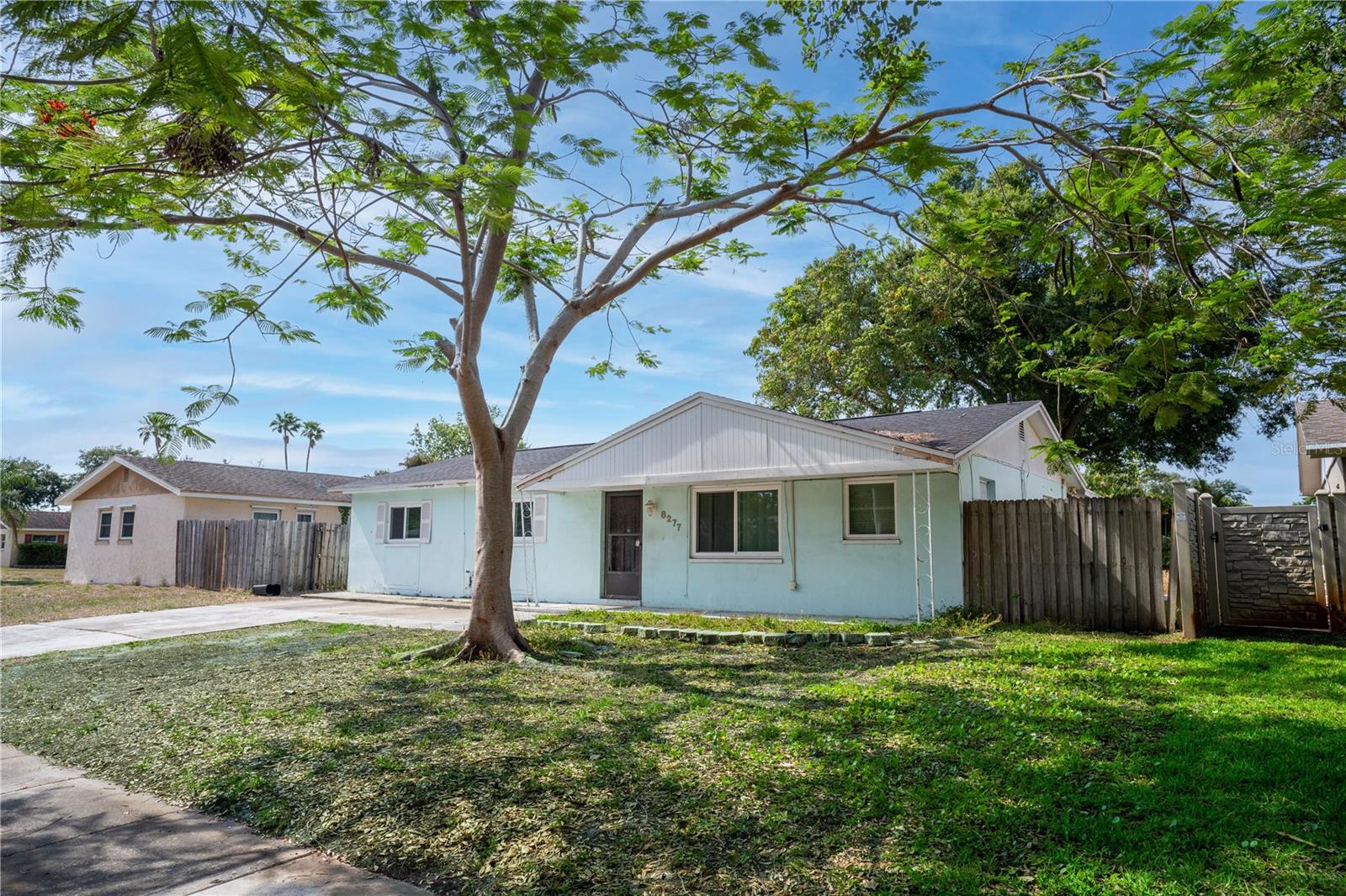 Image 4 of 35 For 8277 82nd Avenue N