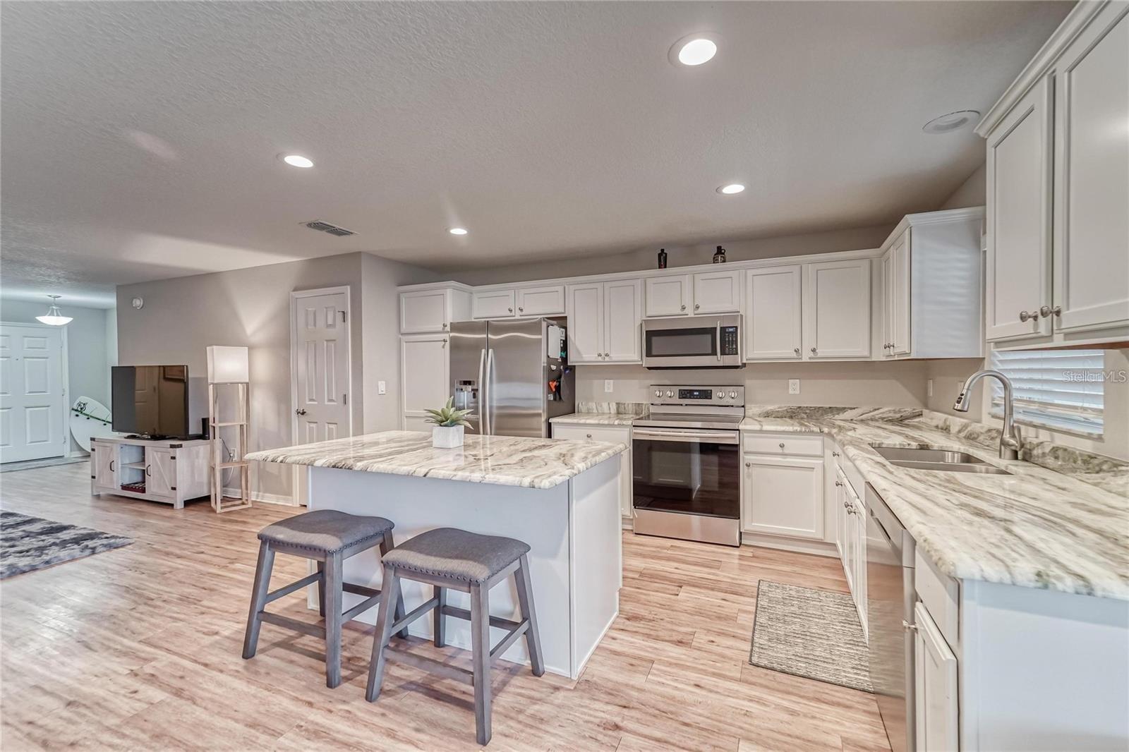 Image 3 of 30 For 13822 Harvestwood Lane