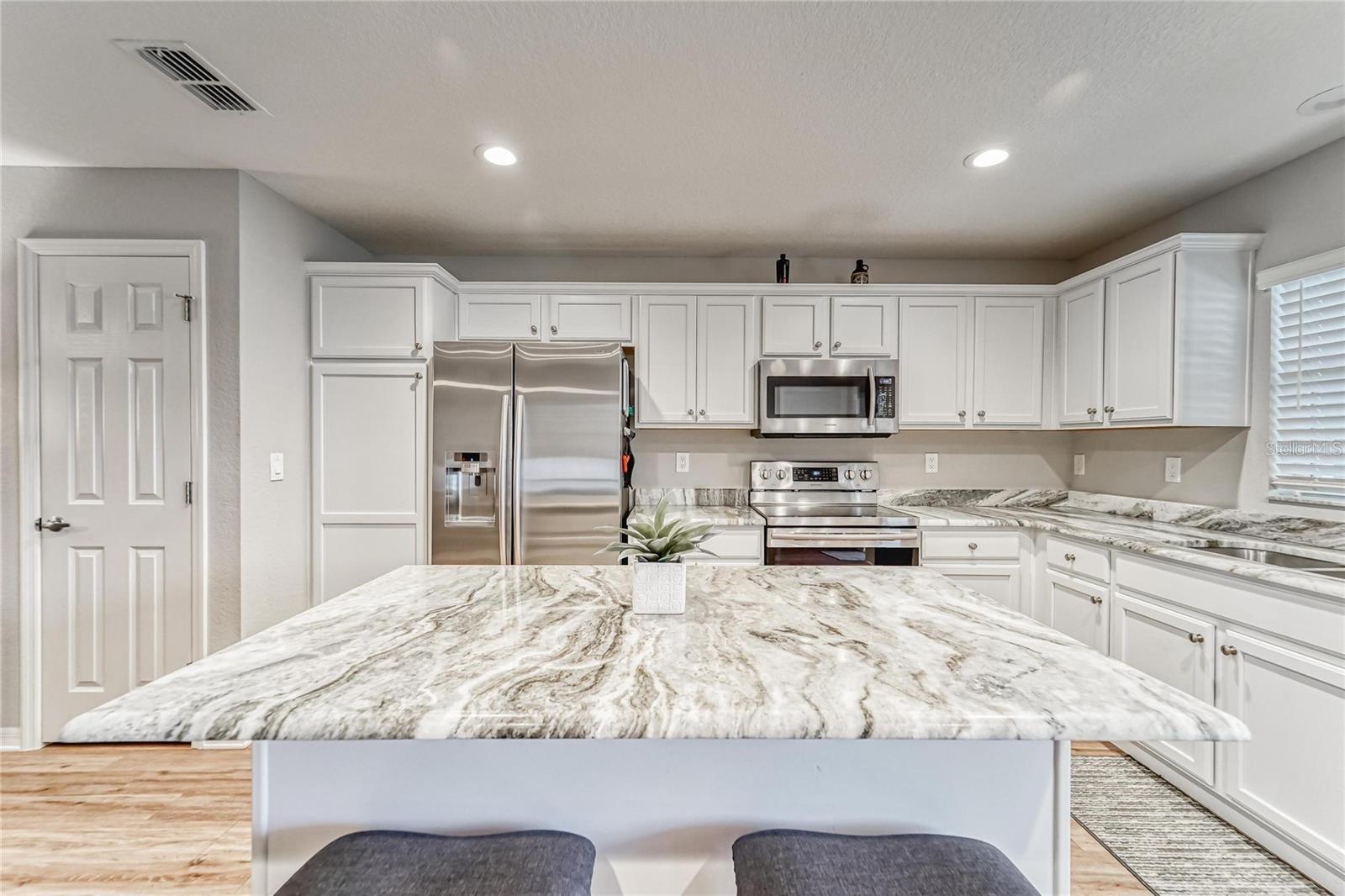 Image 4 of 30 For 13822 Harvestwood Lane