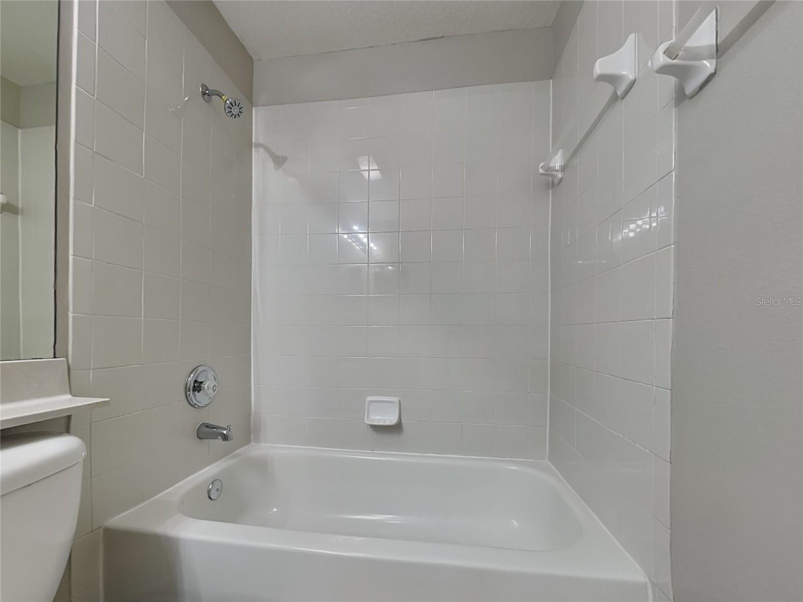 Image 21 of 23 For 5547 Braddock Drive