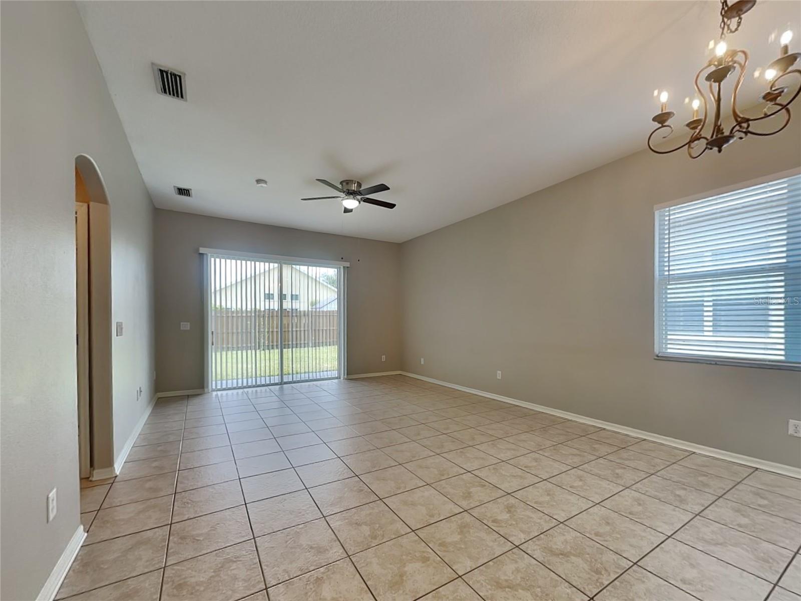 Image 5 of 23 For 5547 Braddock Drive