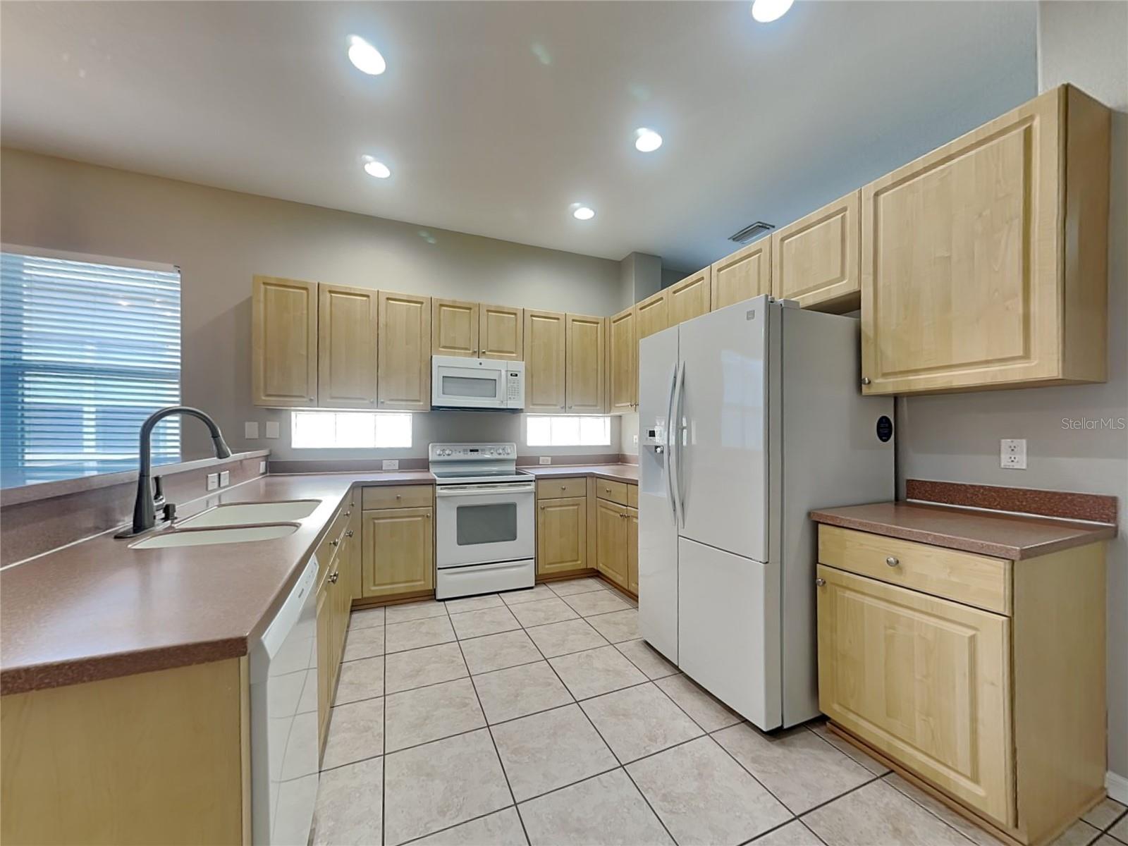 Image 7 of 23 For 5547 Braddock Drive