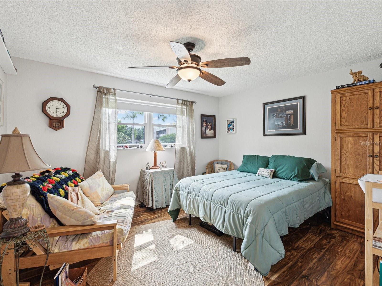 Image 11 of 19 For 5980 Terrace Park Drive N 214