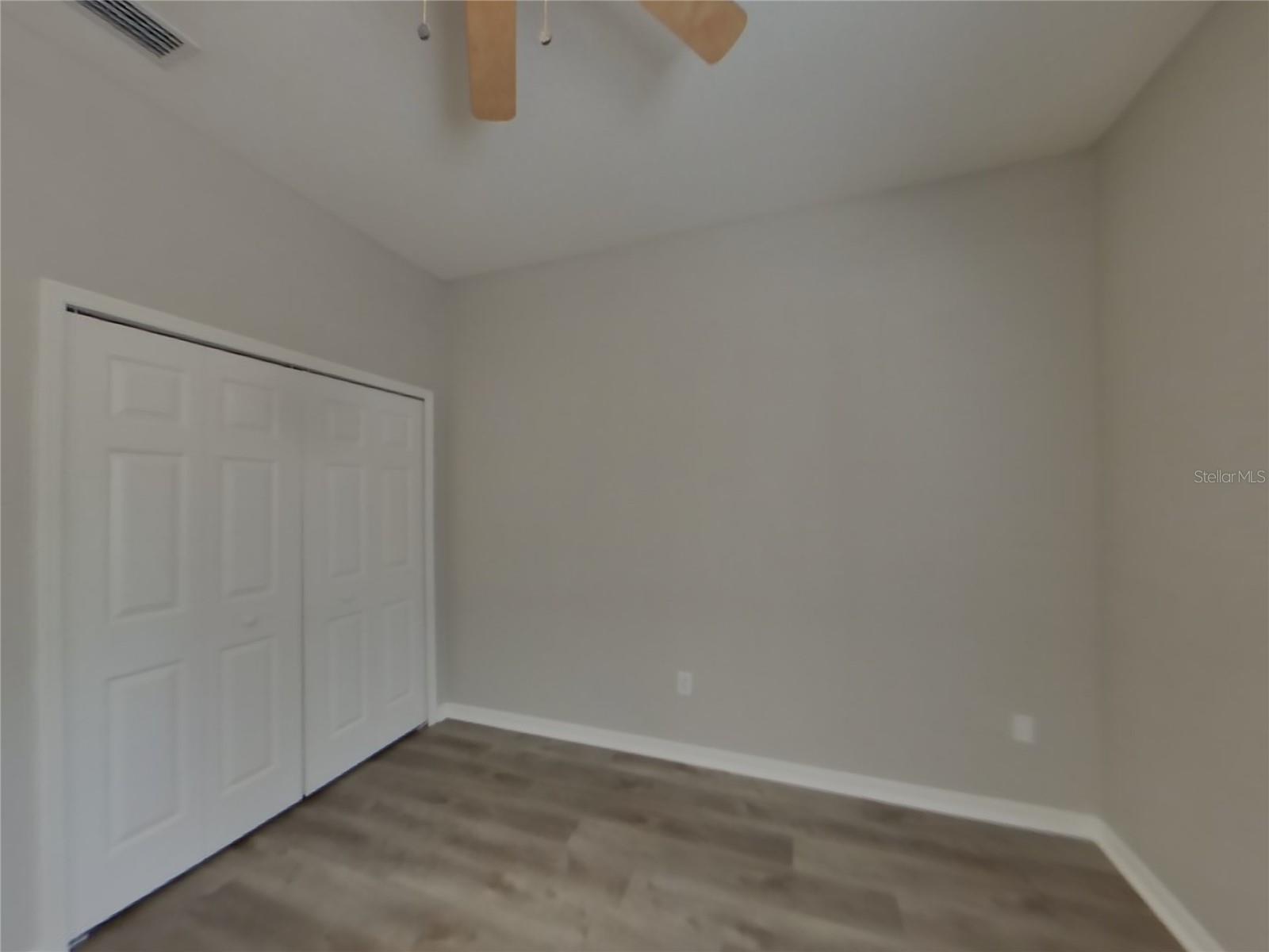 Image 12 of 16 For 6209 Crickethollow Drive