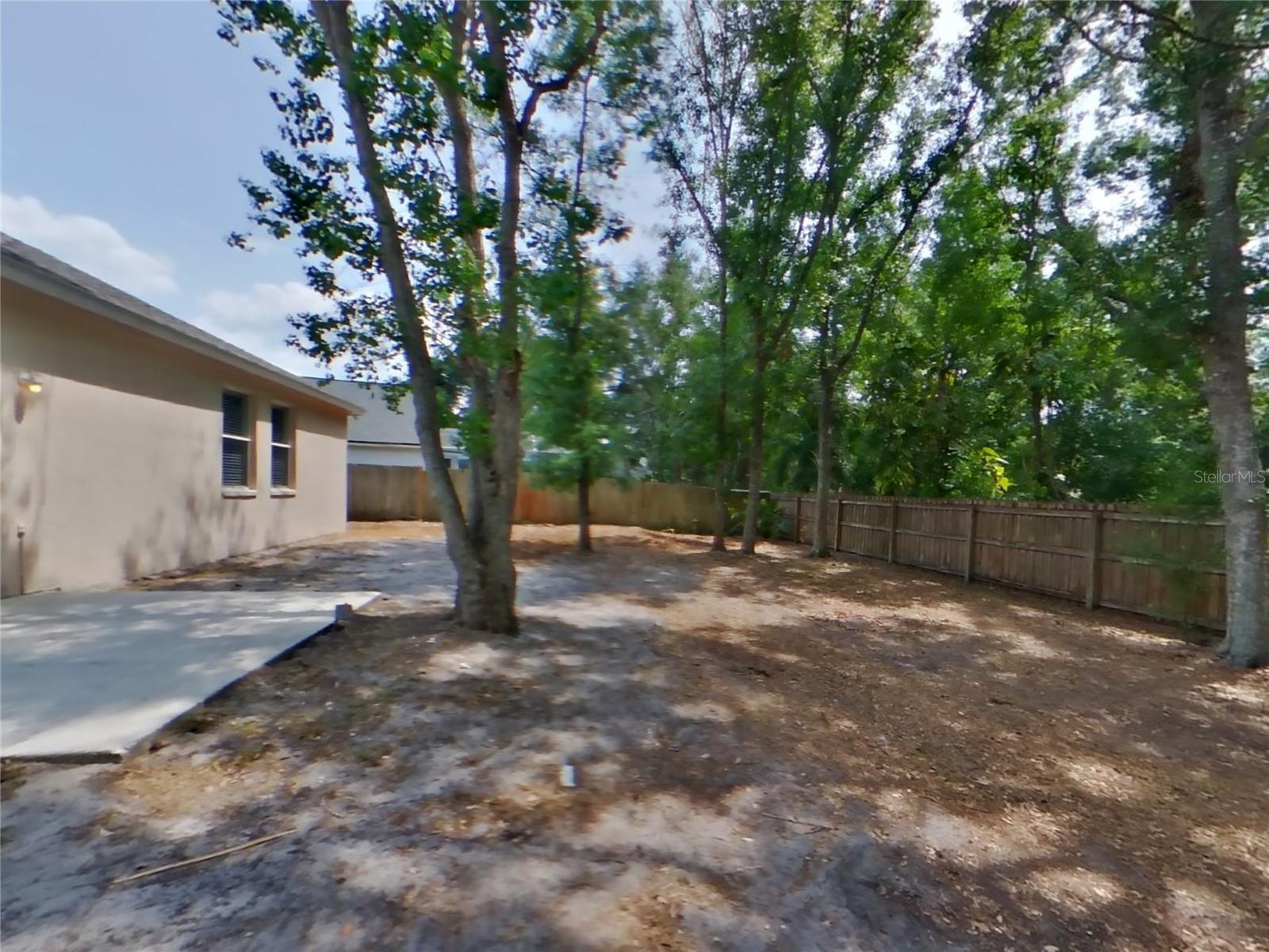 Image 15 of 16 For 6209 Crickethollow Drive