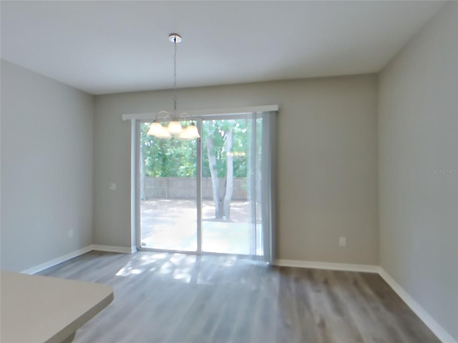 Image 4 of 16 For 6209 Crickethollow Drive