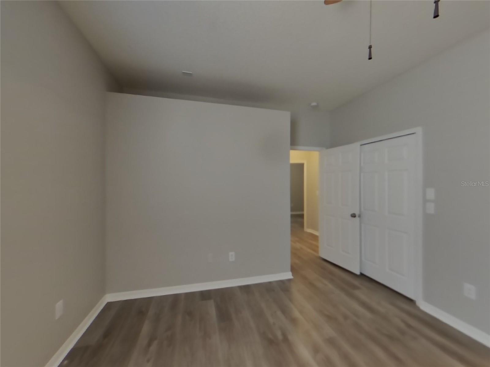 Image 7 of 16 For 6209 Crickethollow Drive