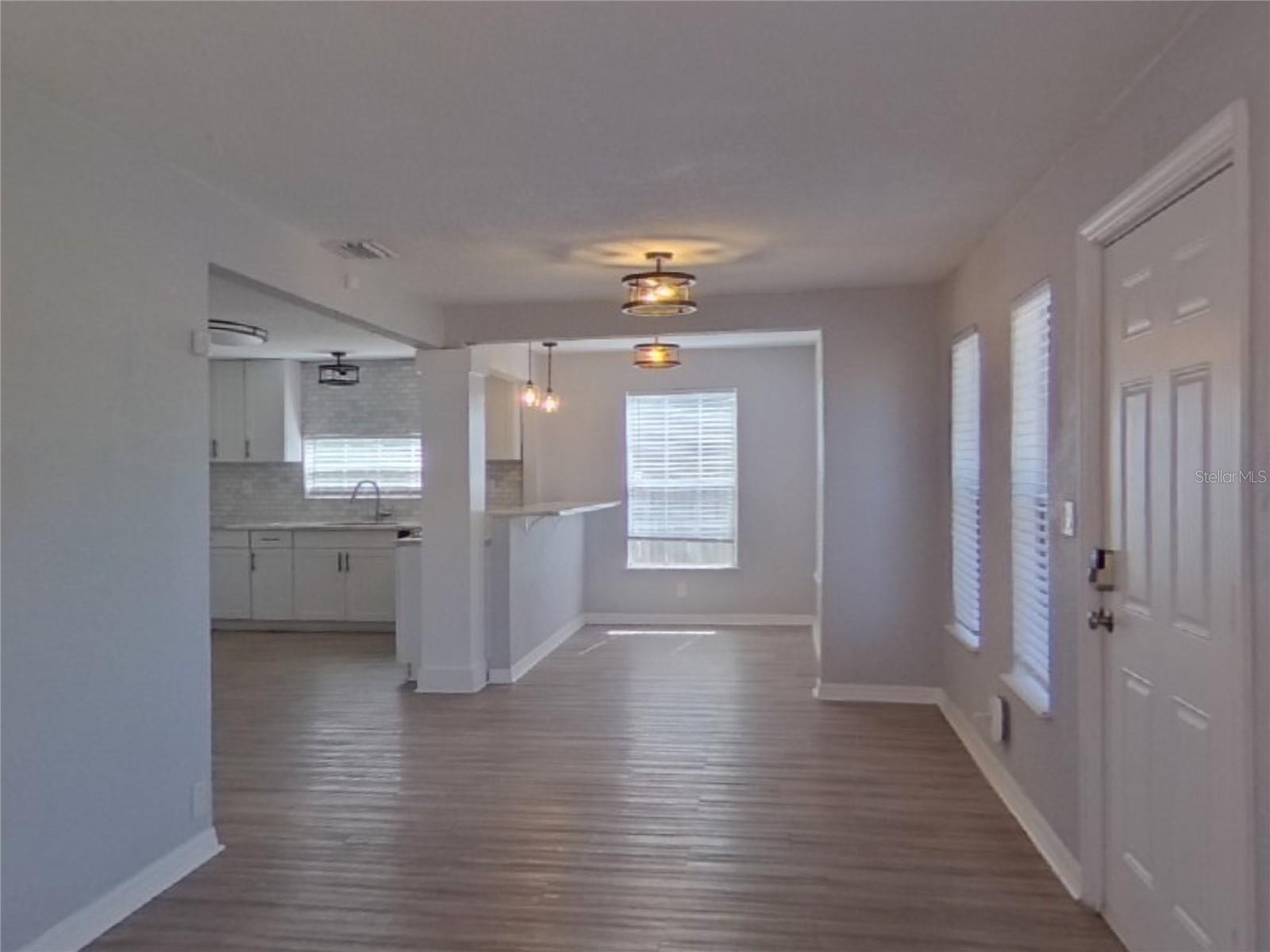 Image 3 of 15 For 5225 9th Avenue S