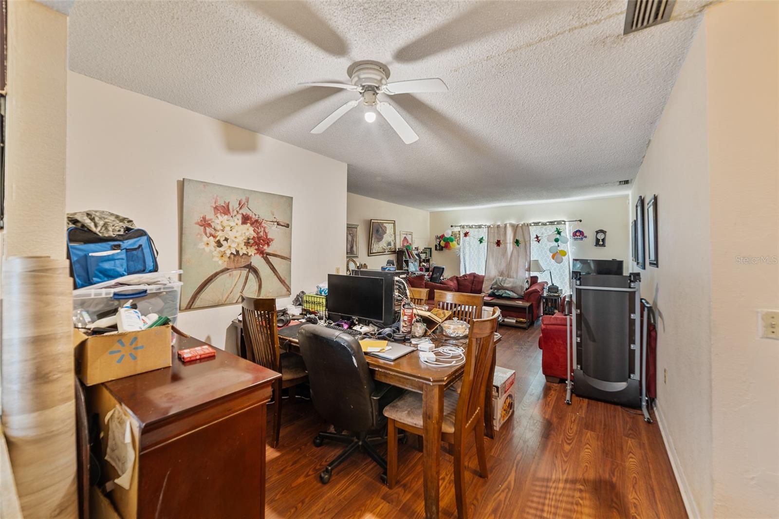 Image 10 of 19 For 4215 East Bay Drive 1103d