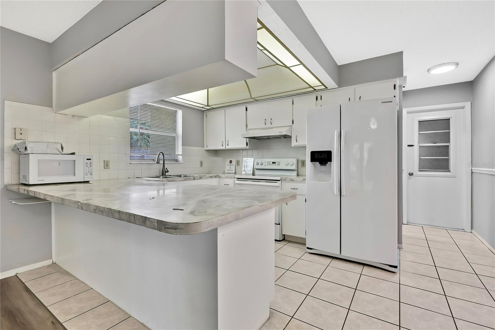 Image 12 of 39 For 2453 Keeport Drive