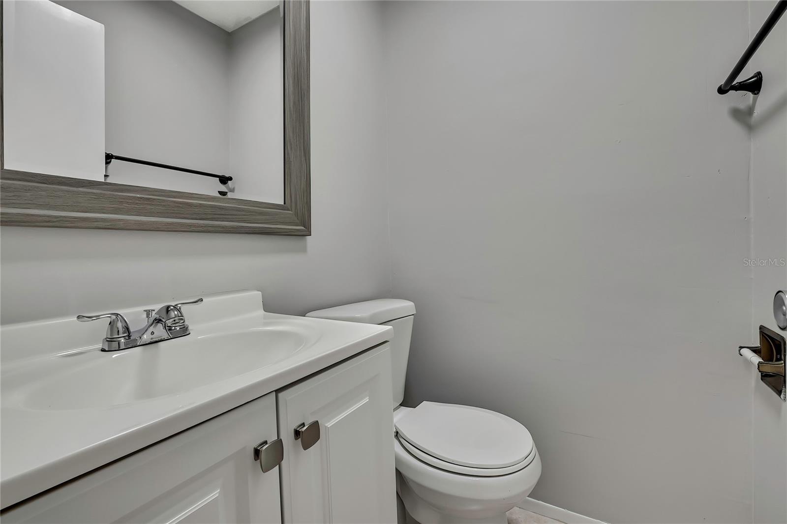 Image 16 of 39 For 2453 Keeport Drive