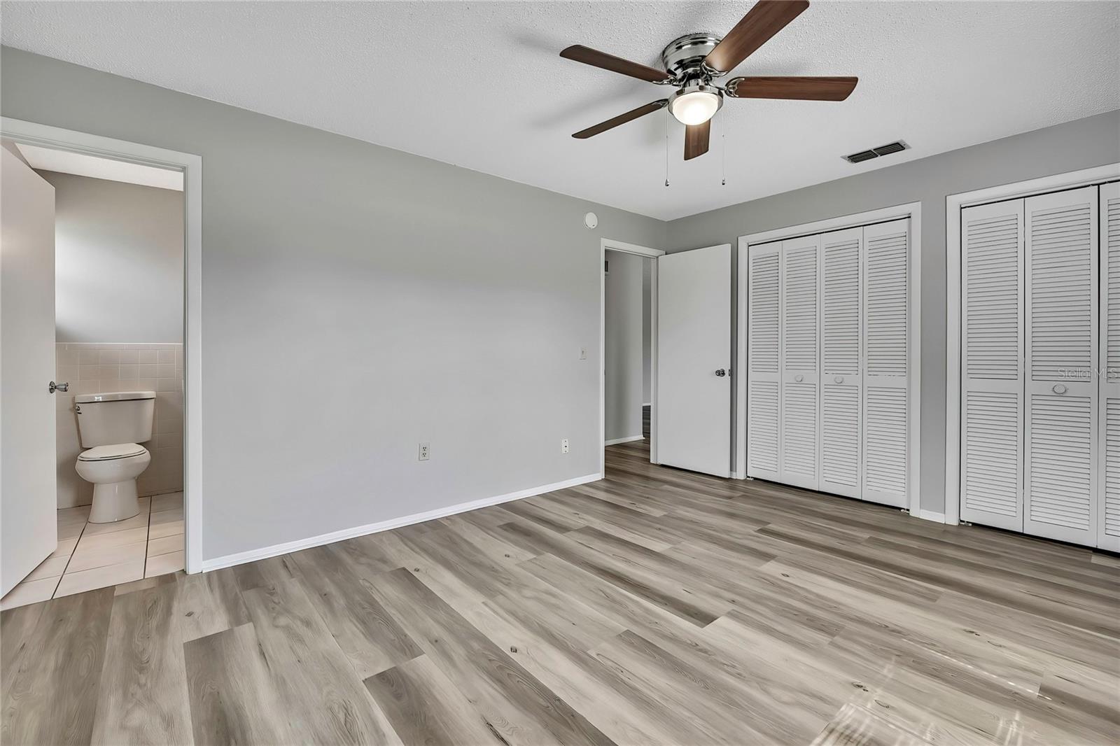 Image 19 of 39 For 2453 Keeport Drive