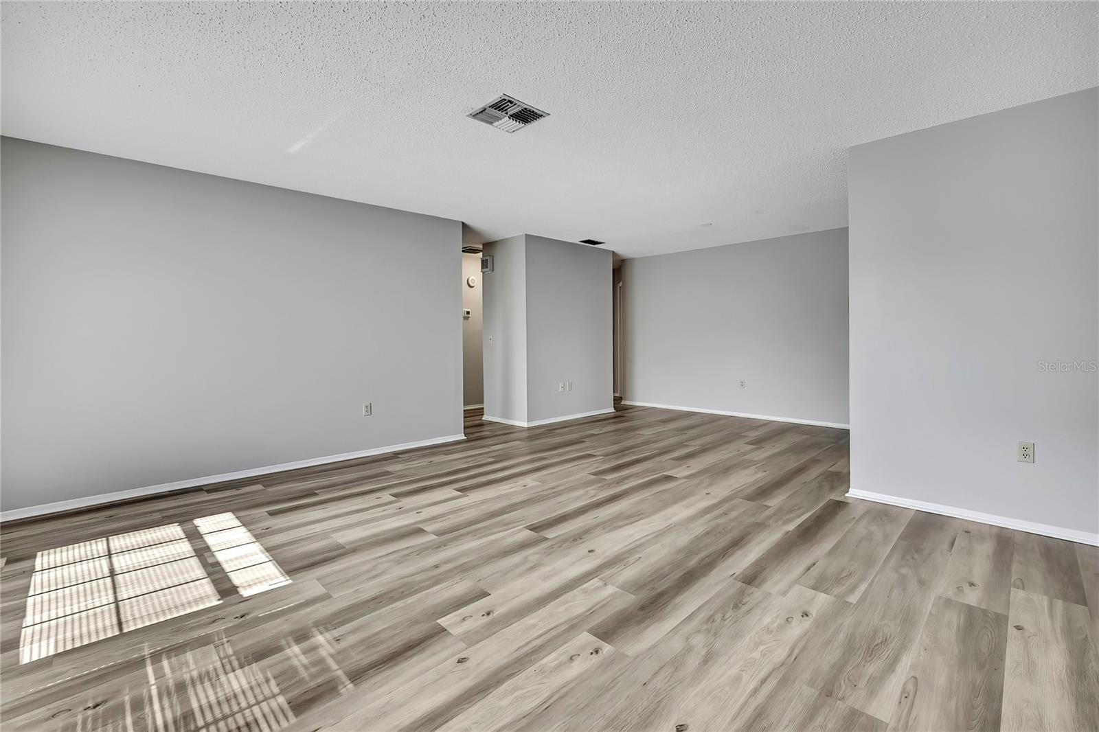 Image 2 of 39 For 2453 Keeport Drive
