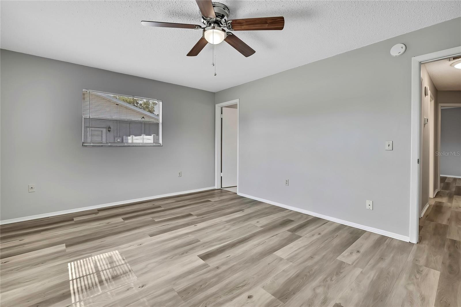 Image 29 of 39 For 2453 Keeport Drive