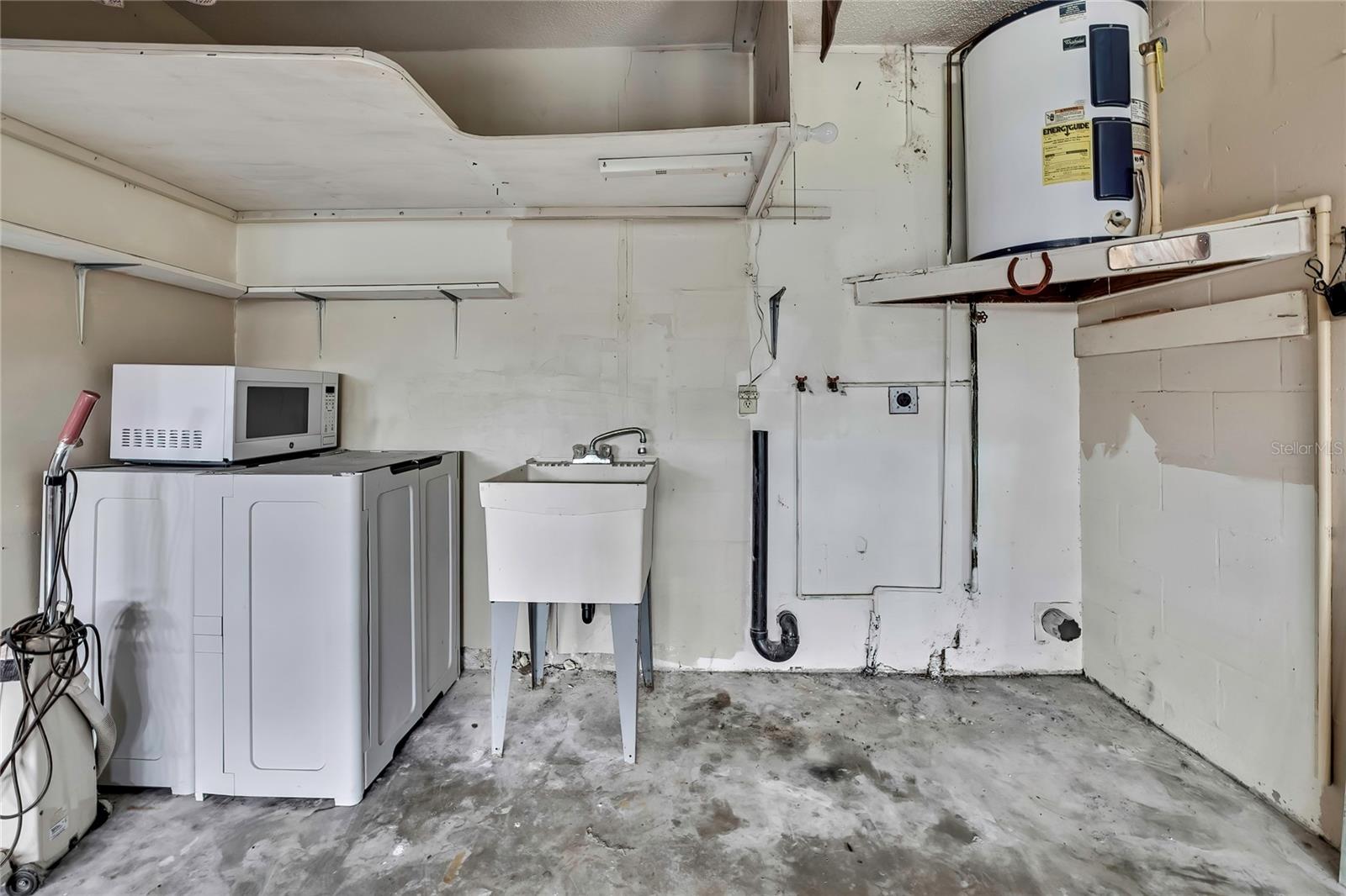 Image 31 of 39 For 2453 Keeport Drive