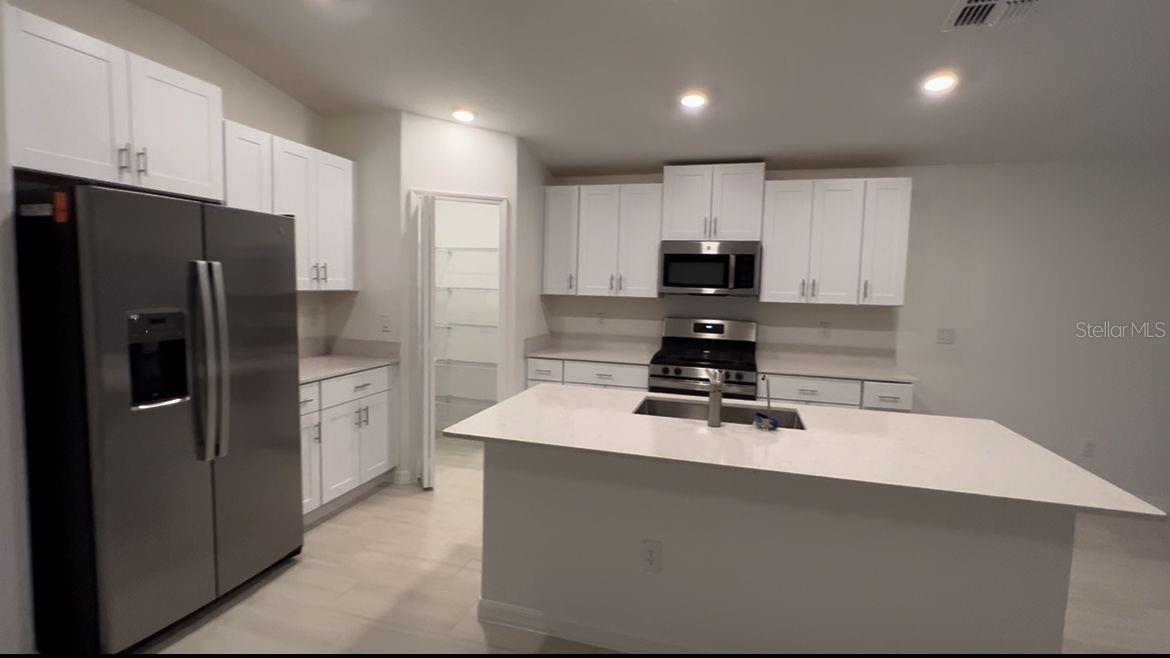 Image 8 of 13 For 8917 Little Bluestem Drive