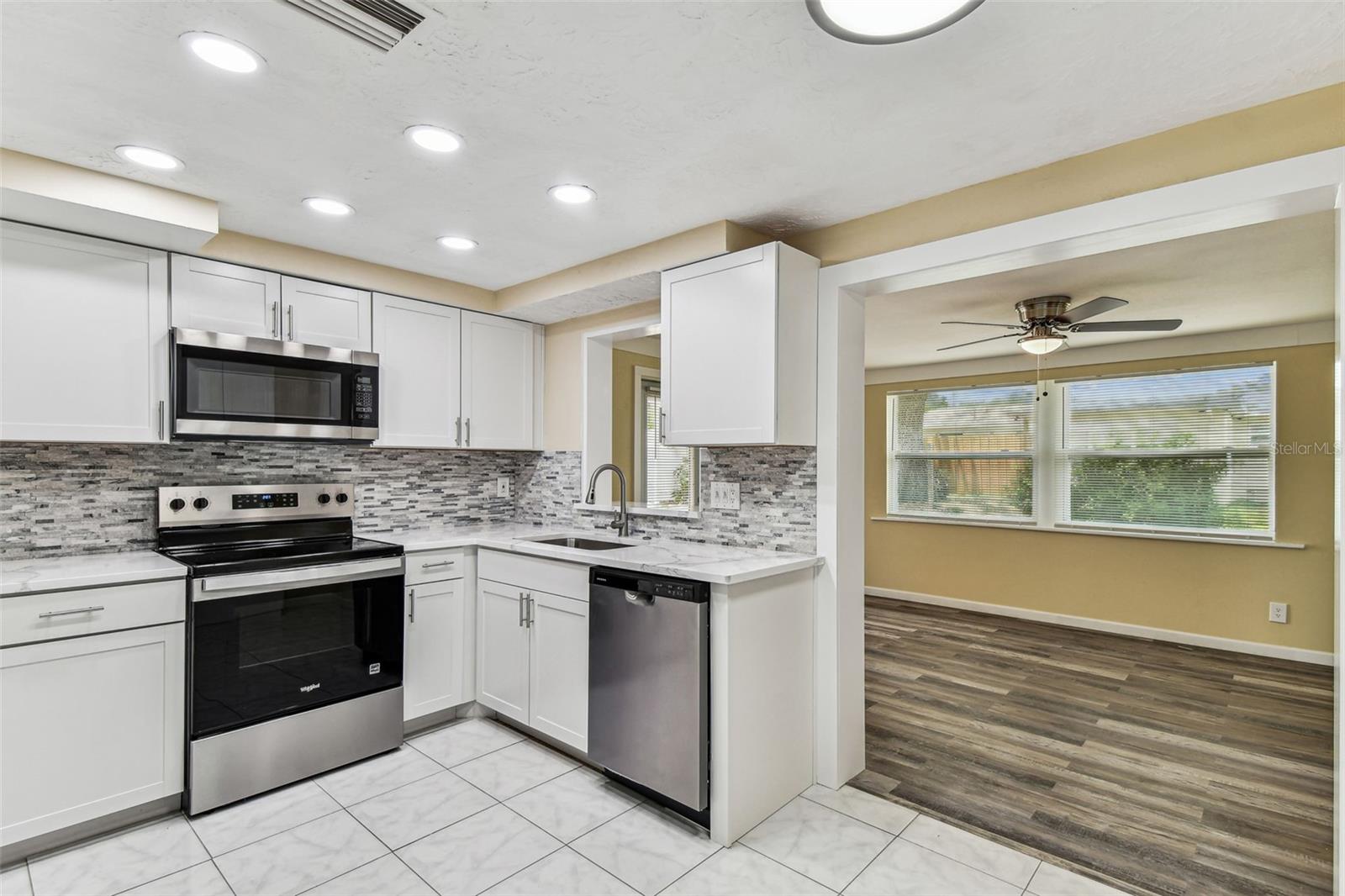 Image 41 of 61 For 5033 Tammy Lane