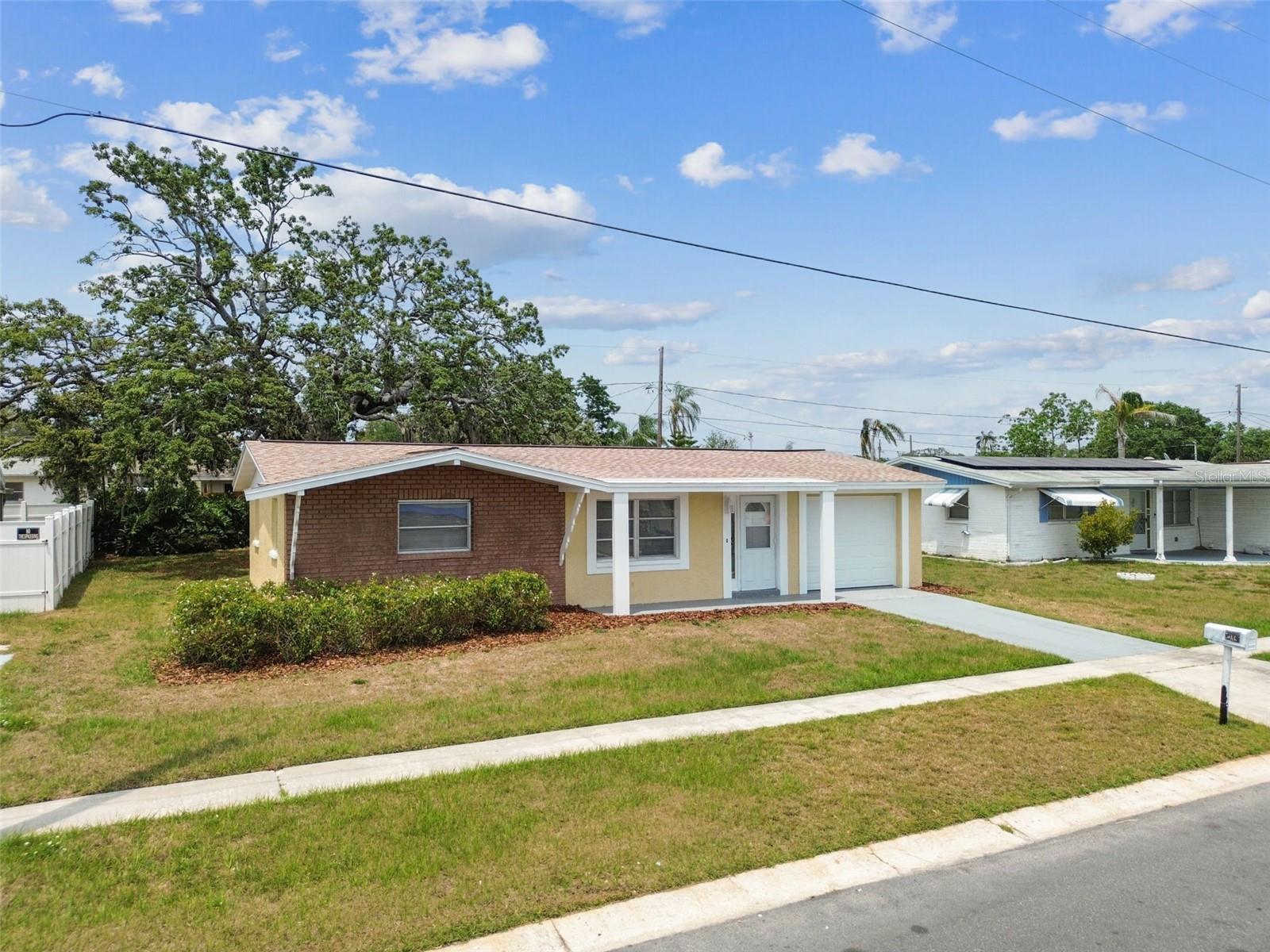 Image 9 of 61 For 5033 Tammy Lane