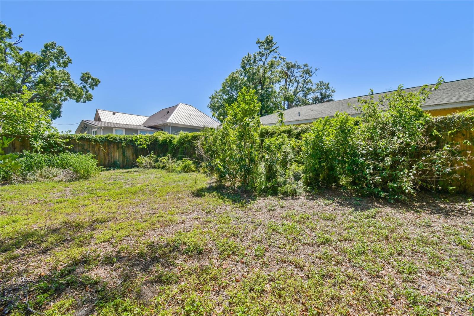 Image 11 of 58 For 5806 9th Street