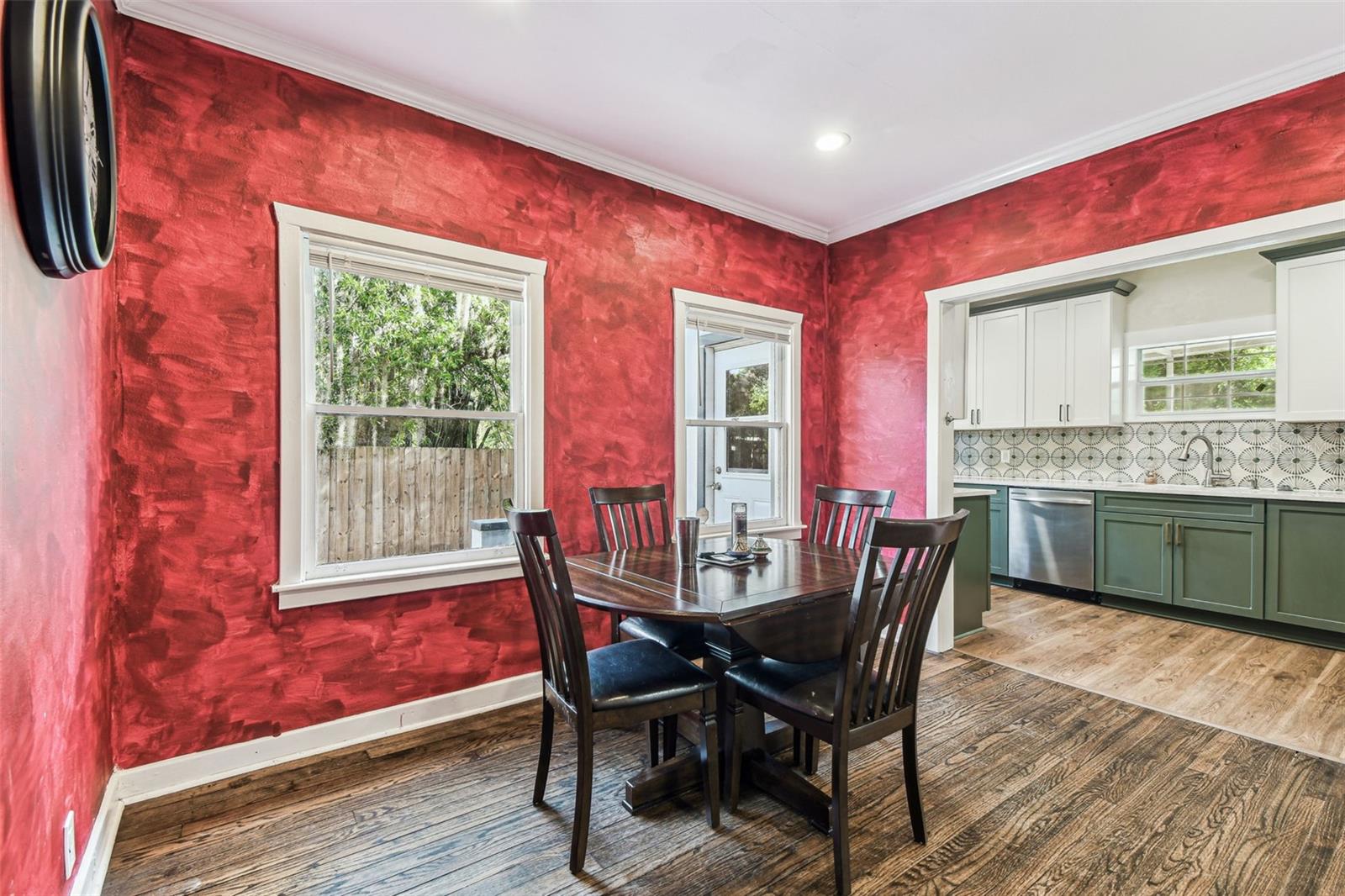 Image 31 of 58 For 5806 9th Street