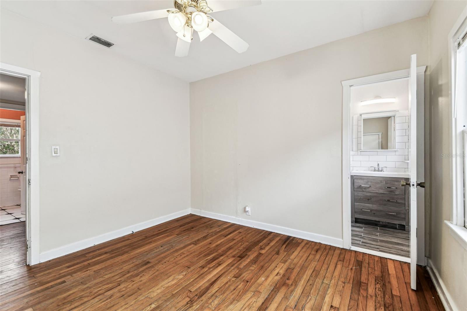Image 47 of 58 For 5806 9th Street